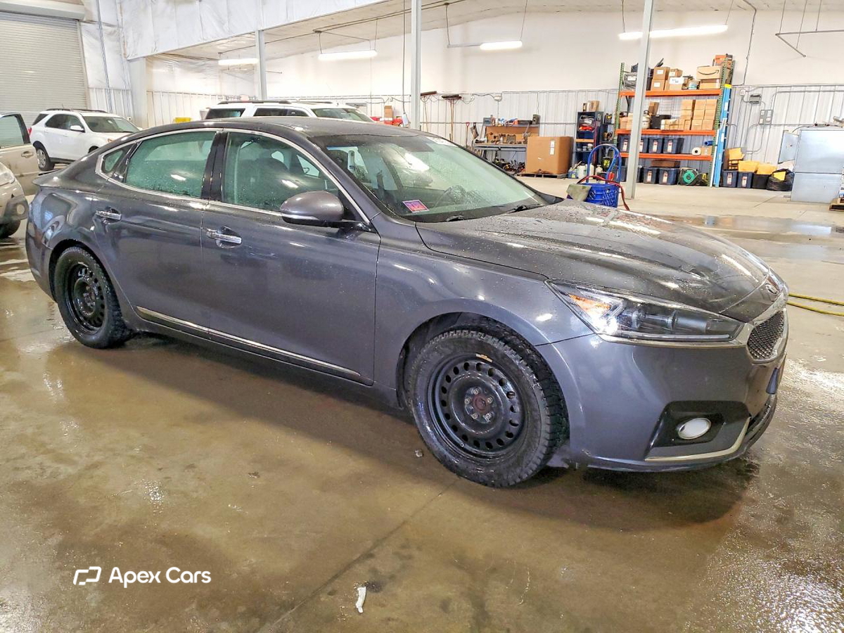 Kia Cadenza 2017
