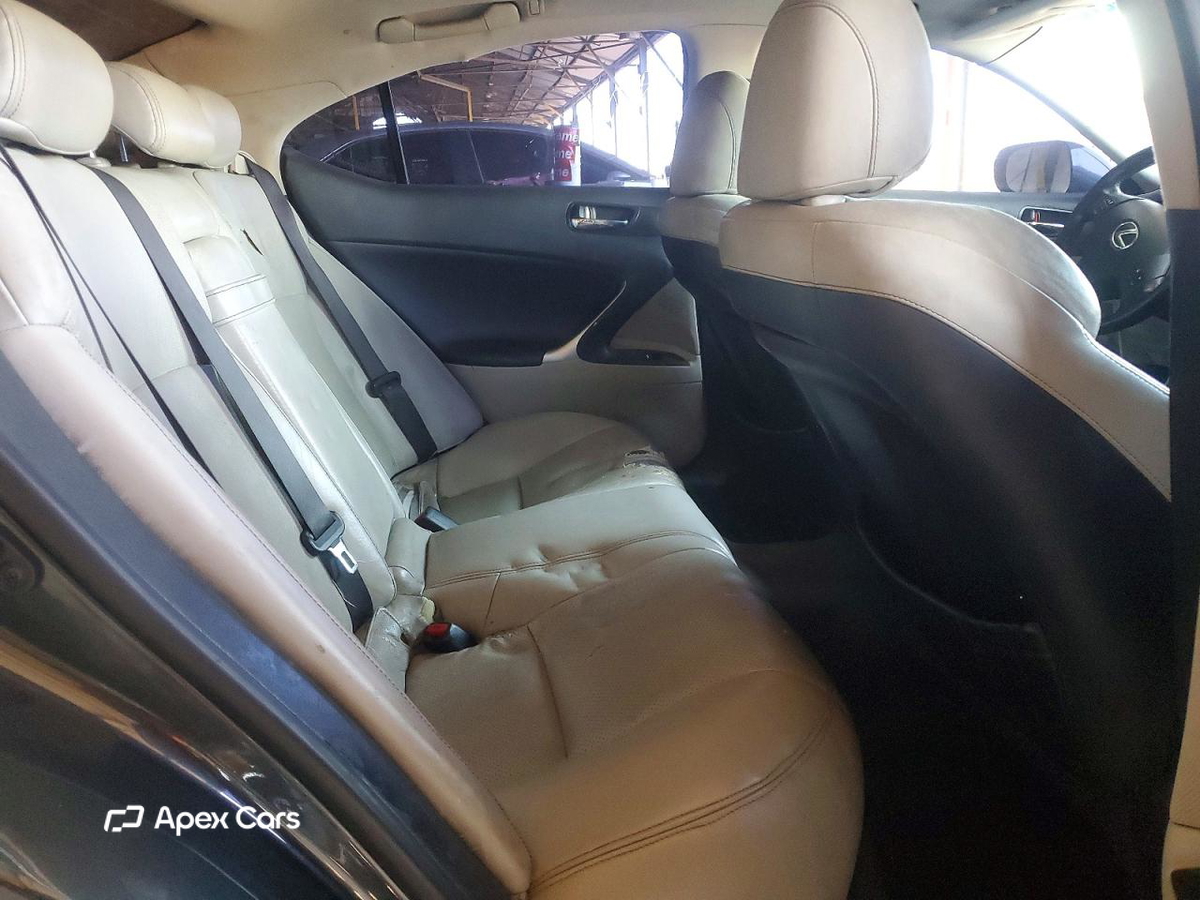 Lexus IS 2009