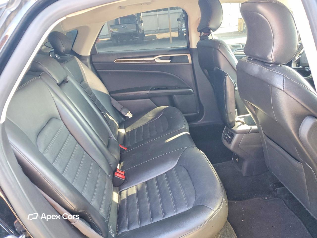 Ford Fusion 2016