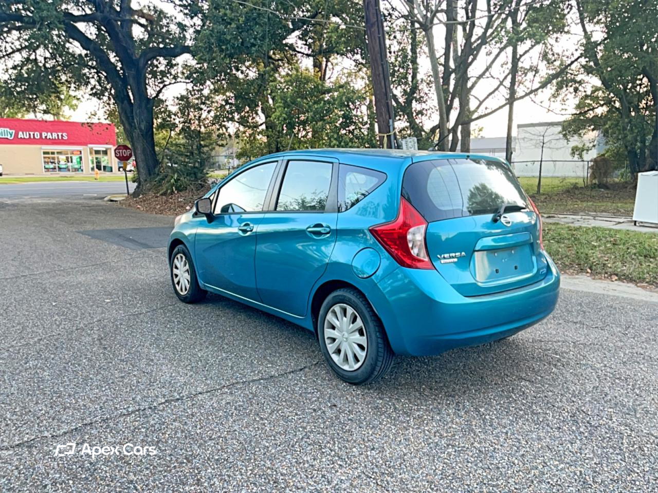Nissan Versa 2015