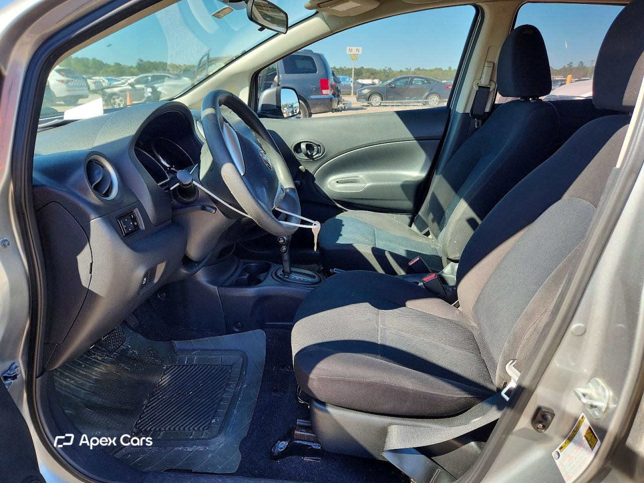 Nissan Versa 2014