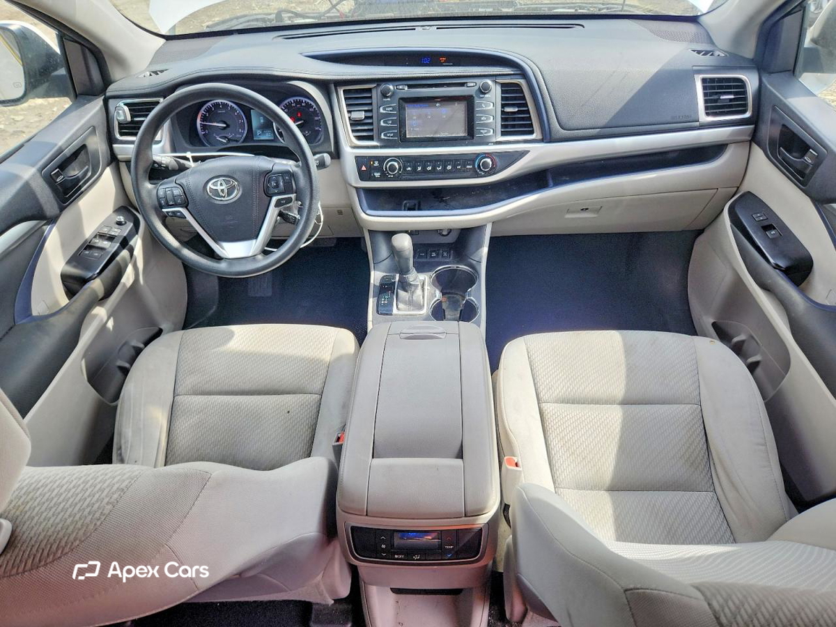 Toyota Highlander 2016
