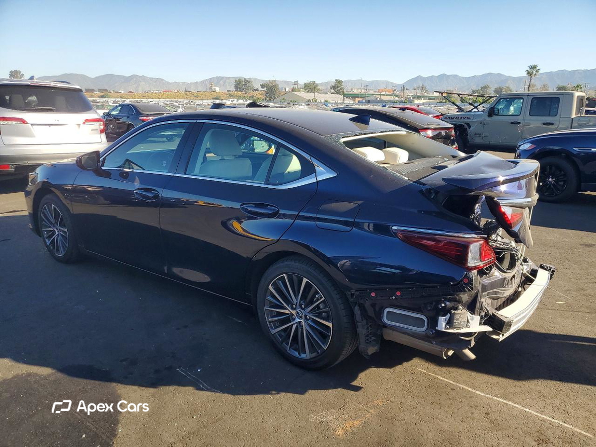 Lexus ES 2024