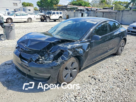 Tesla Model 3 2023 - Image 1 of 12