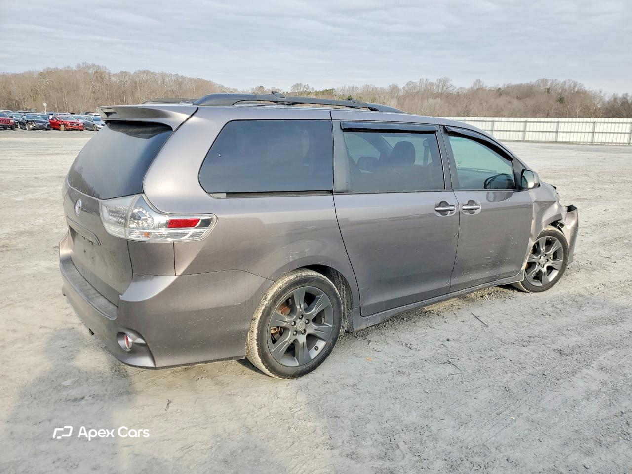 Toyota Sienna 2016