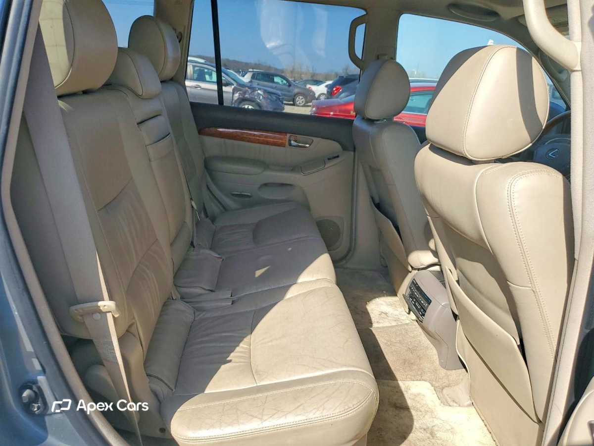 Lexus GX 2005