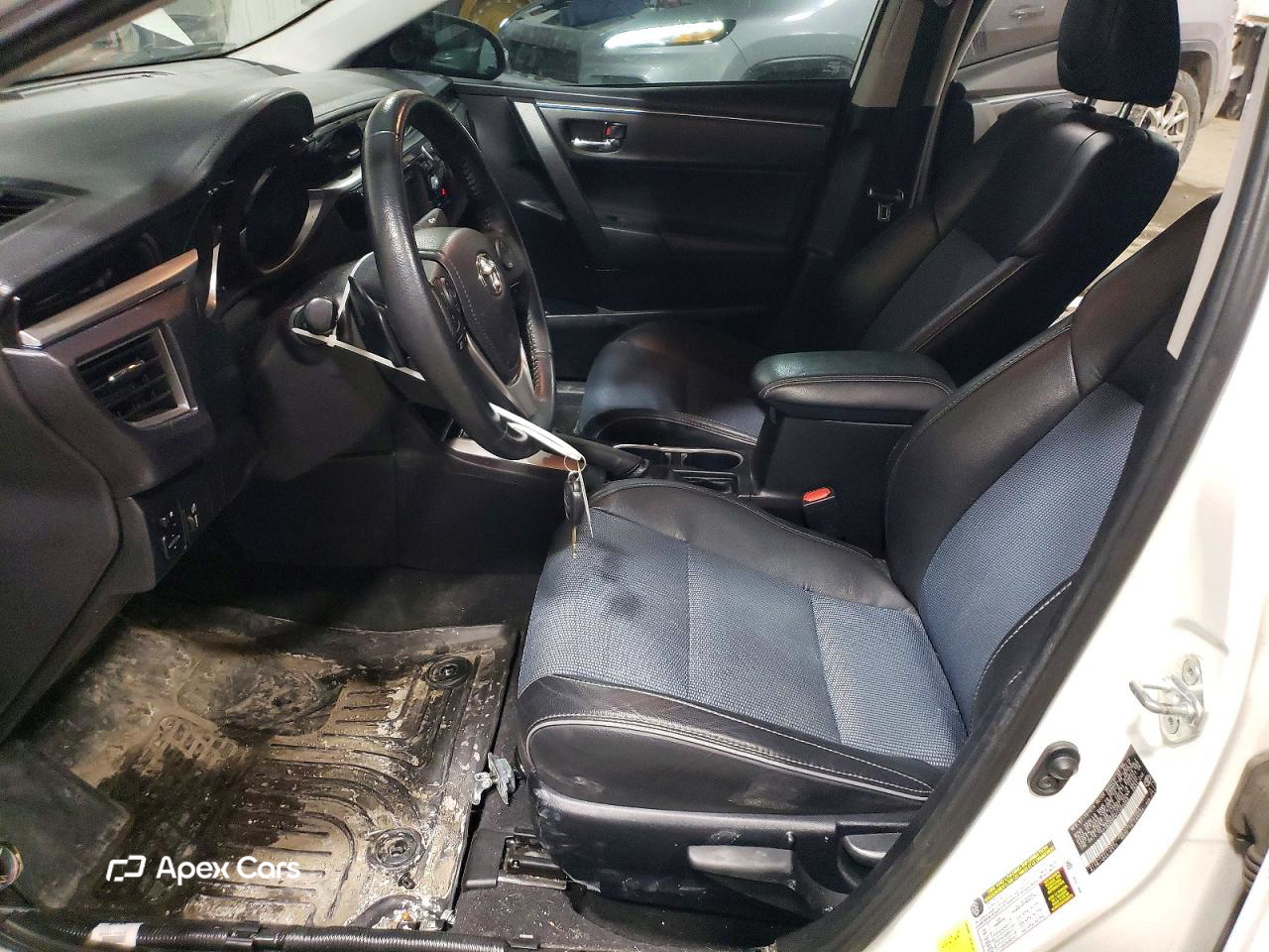 Toyota Corolla 2015
