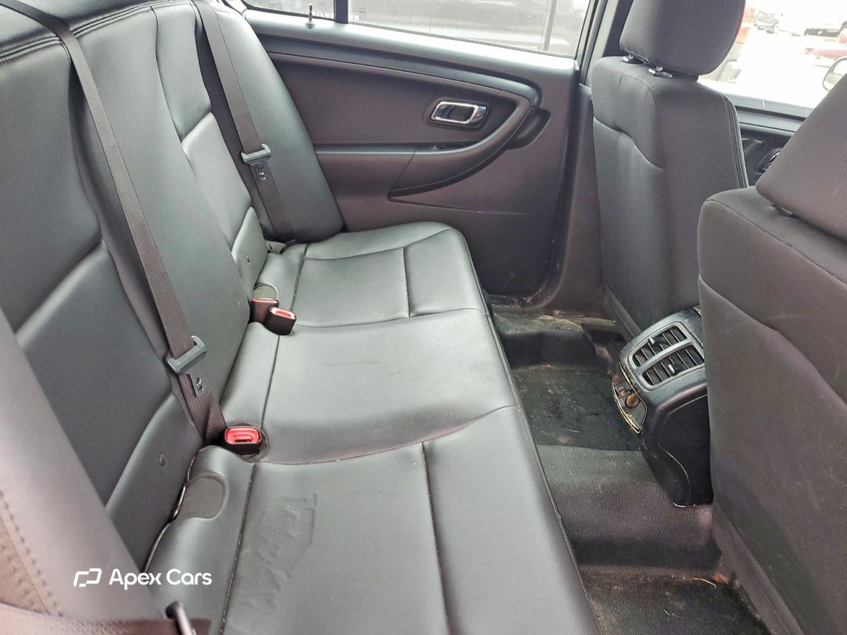 Ford Taurus 2017