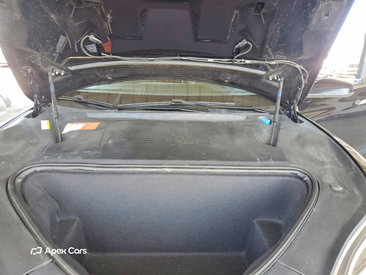 Tesla Model S 2016