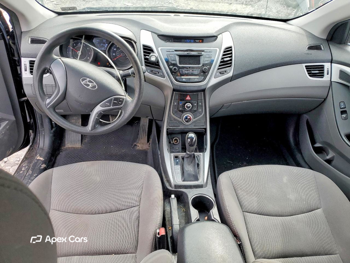 Hyundai Elantra 2016