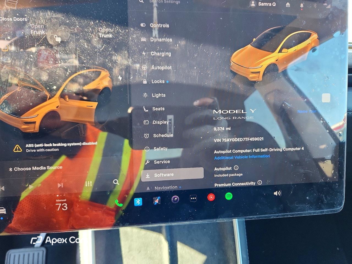 Tesla Model Y 2026