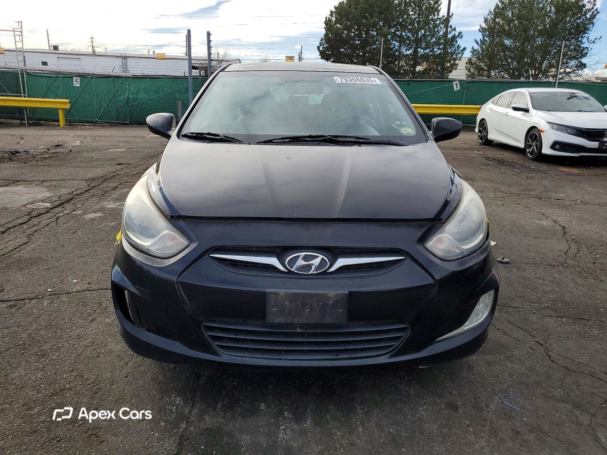 Hyundai Accent 2012