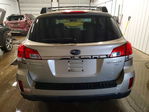 Subaru Outback 2010