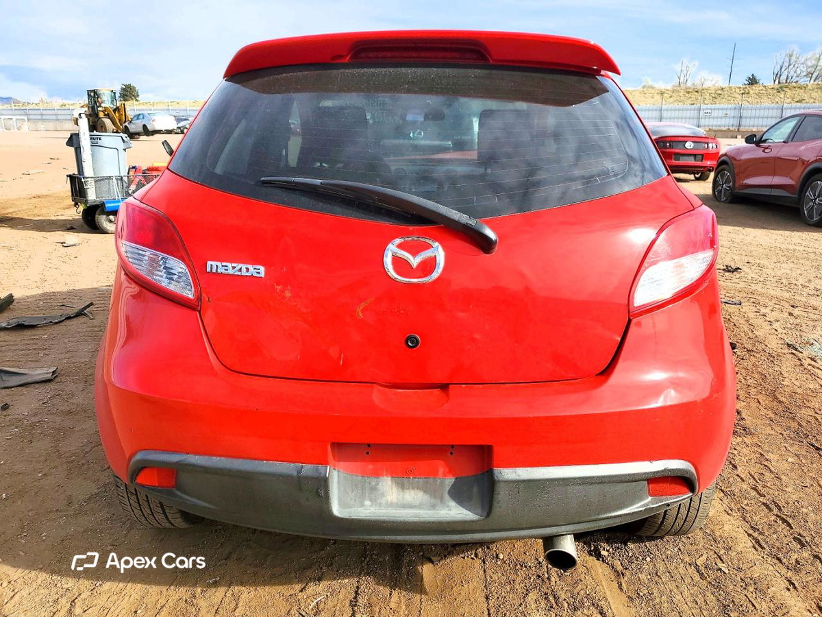Mazda 2 2013