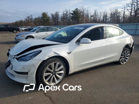 Tesla Model 3 2020 - Image 1 of 12