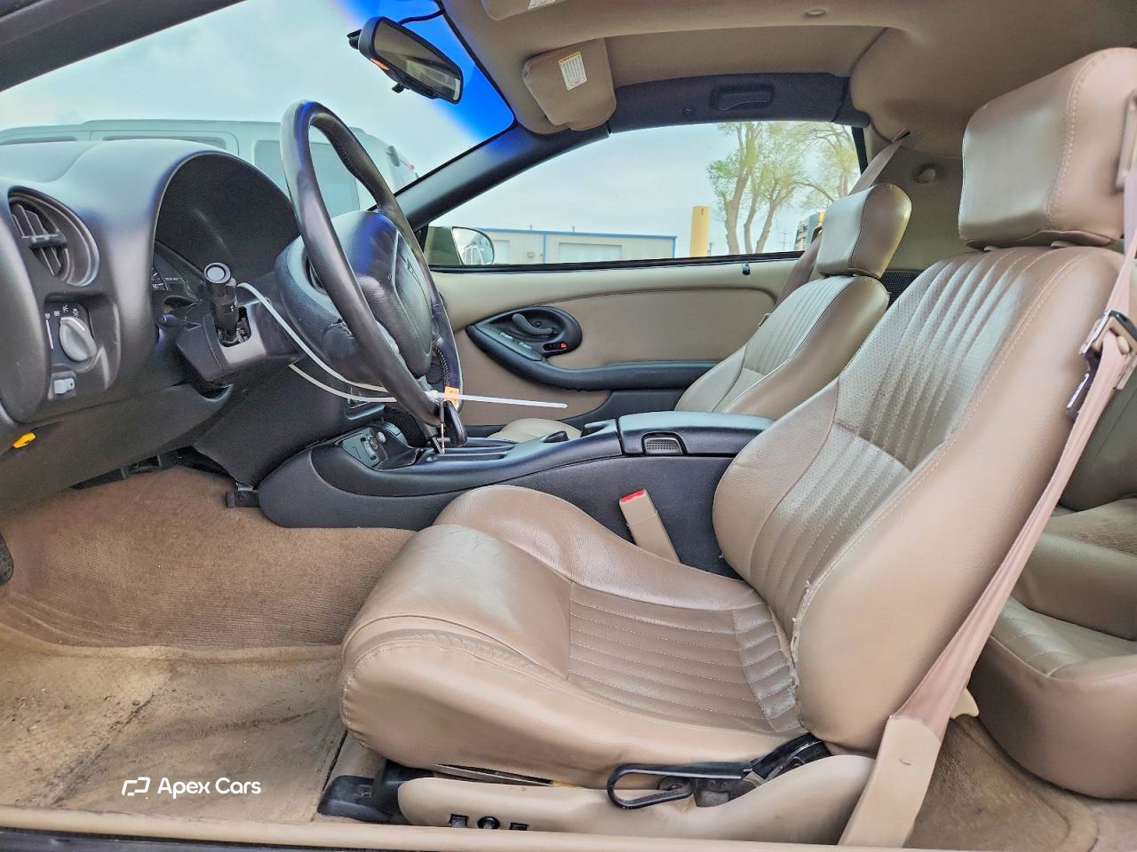 Pontiac Firebird 2000