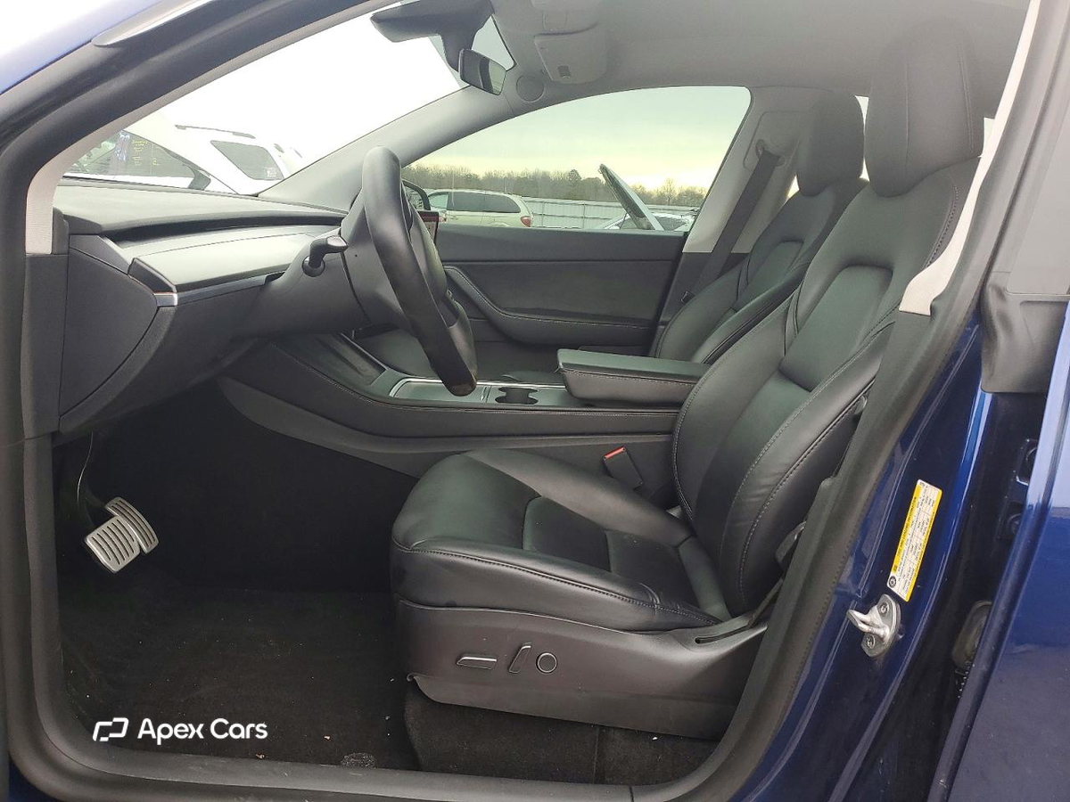 Tesla Model Y 2021