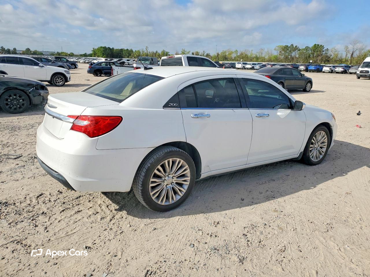 Chrysler 200 2011