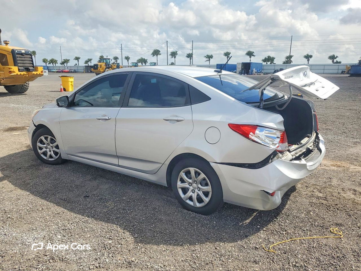 Hyundai Accent 2013
