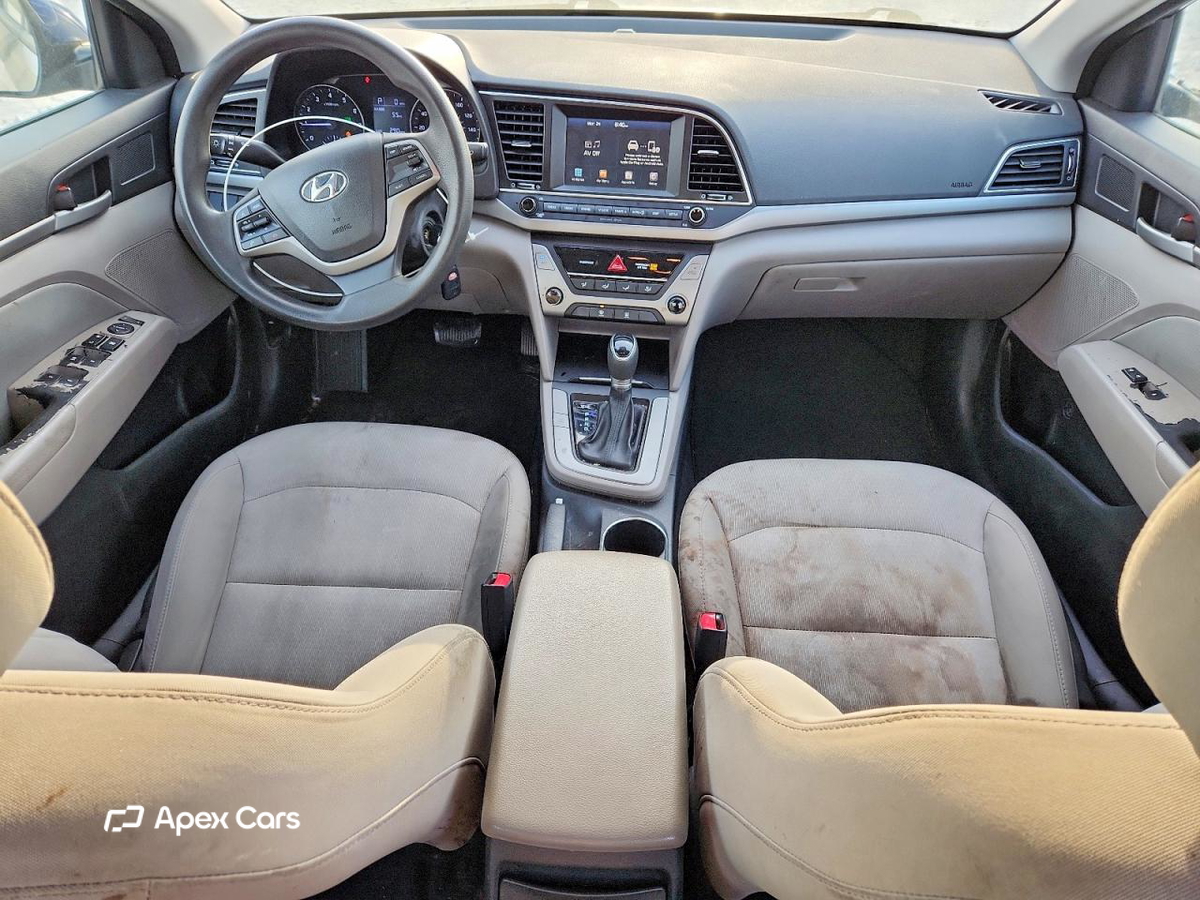 Hyundai Elantra 2017