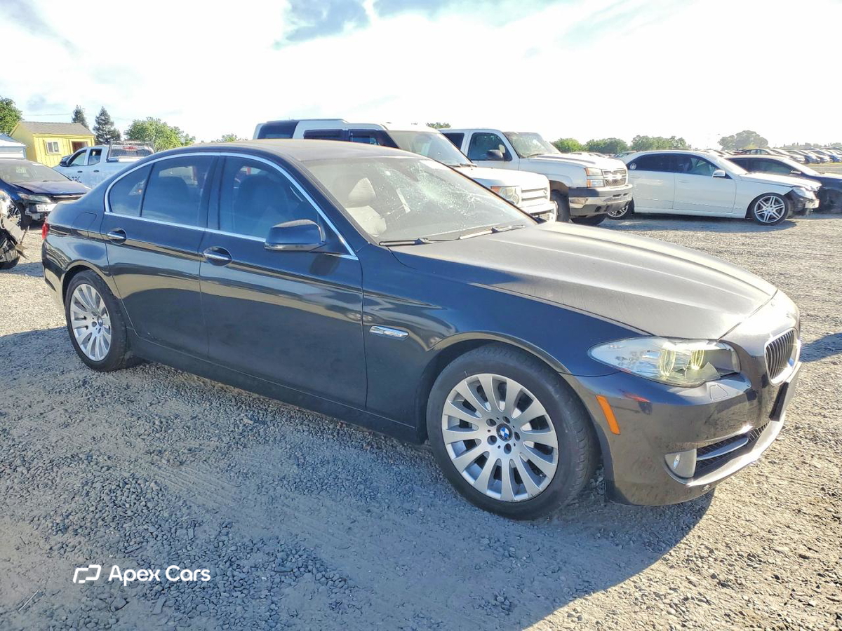 BMW Series 5 2011