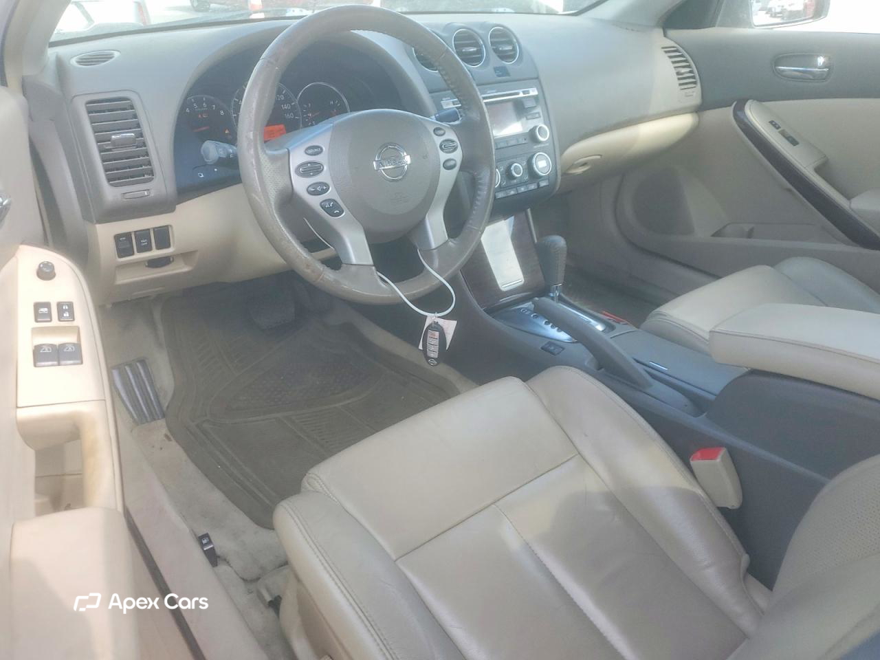 Nissan Altima 2010