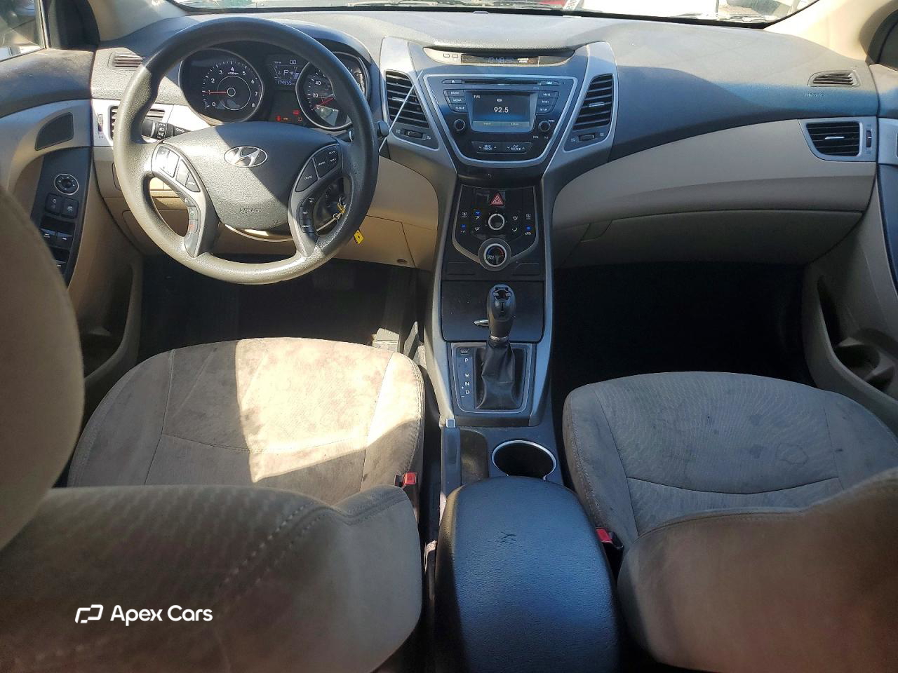 Hyundai Elantra 2015