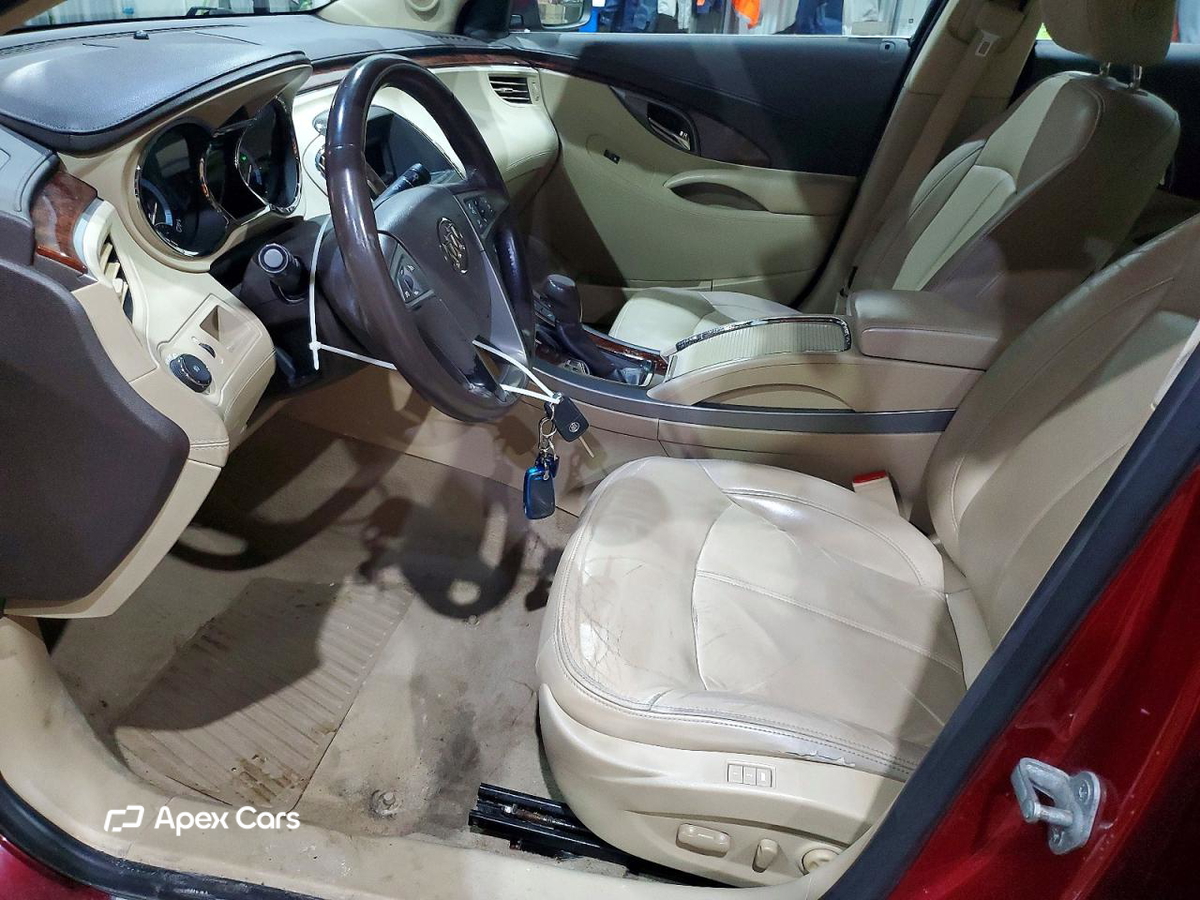 Buick LaCrosse 2011