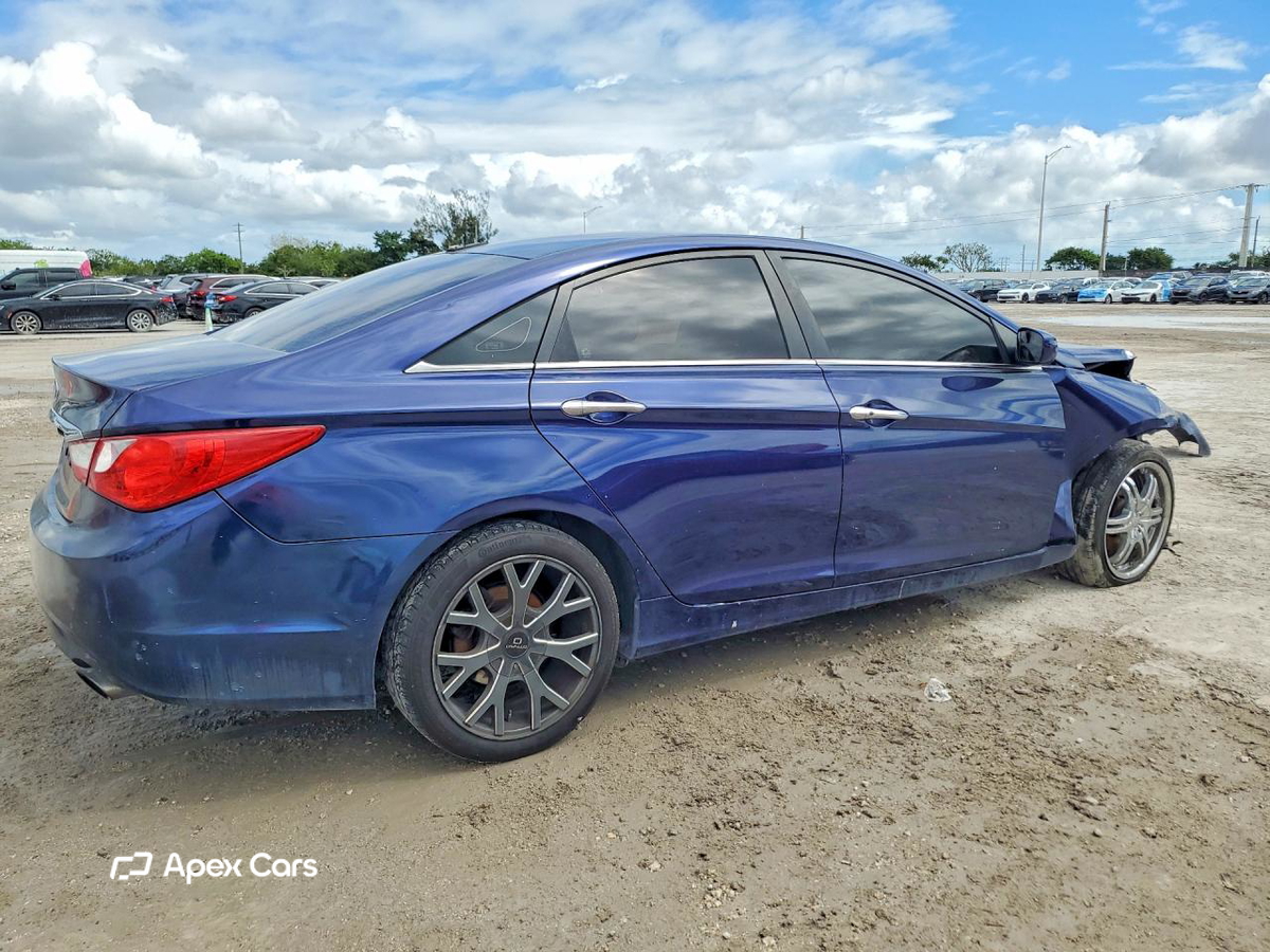 Hyundai Sonata 2011