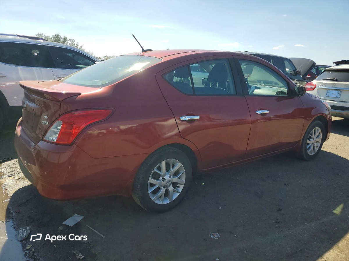 Nissan Versa 2017