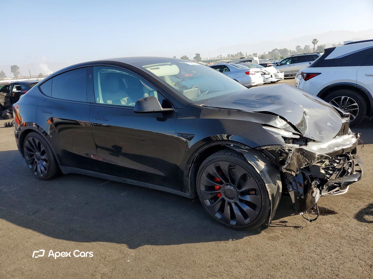 Tesla Model Y 2023