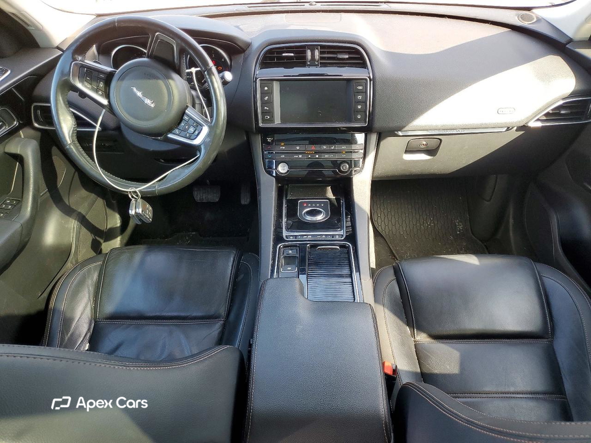 Jaguar F-Pace 2018