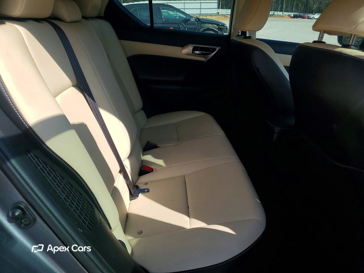 Lexus CT 2015