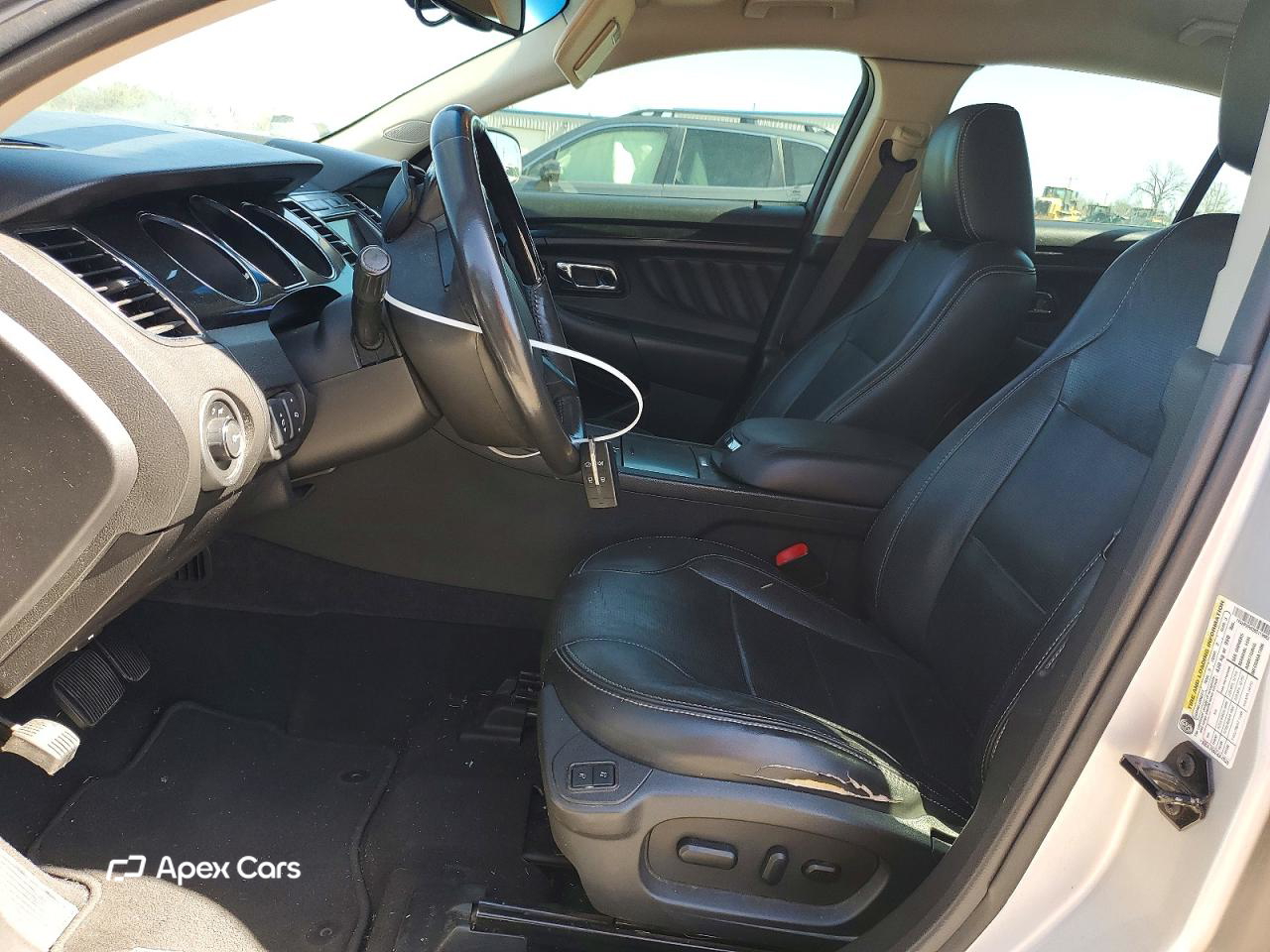 Ford Taurus 2011