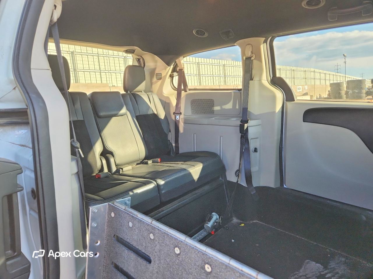 Dodge Caravan 2017
