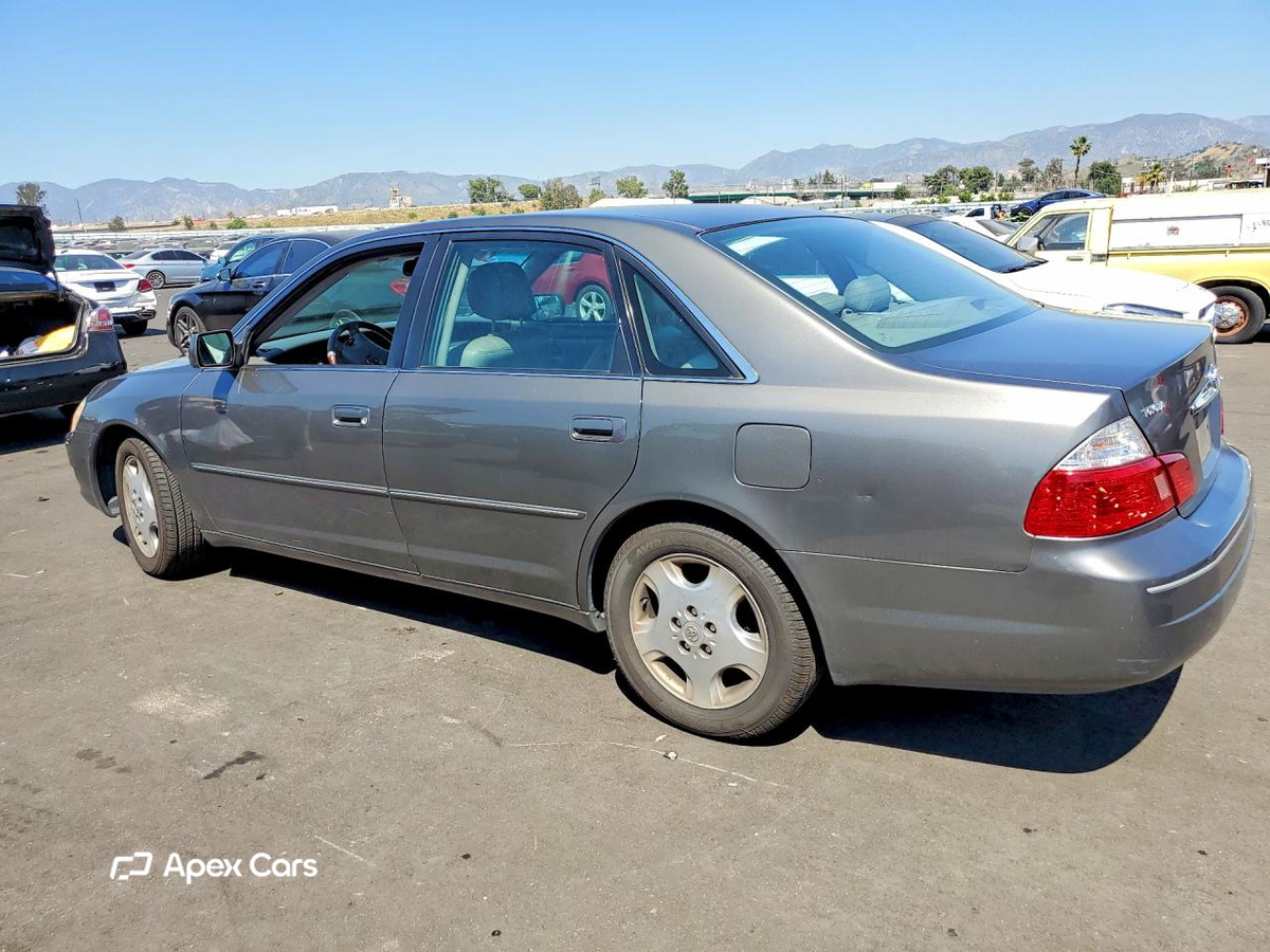 Toyota Avalon 2003