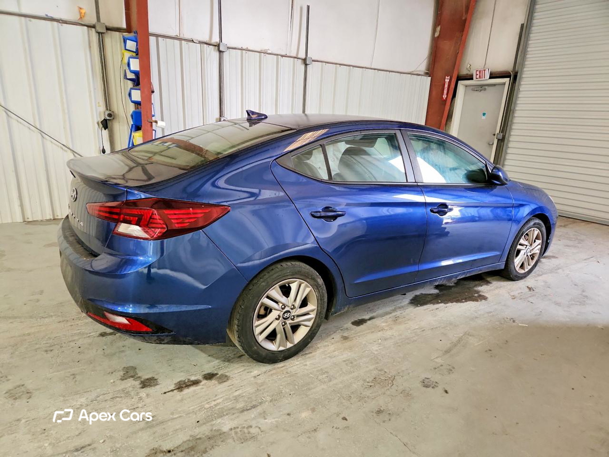 Hyundai Elantra 2019