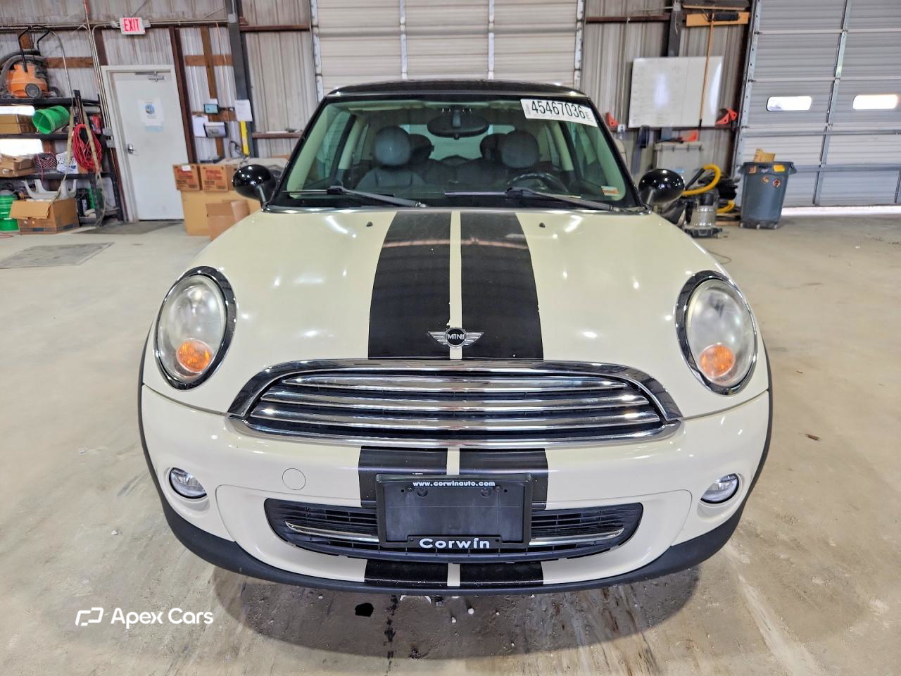 MINI Cooper 2011