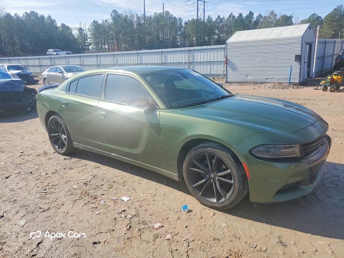Dodge 600 2018