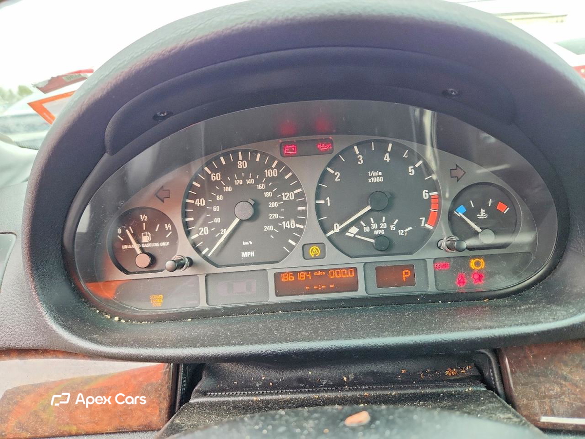 BMW Series 3 2003