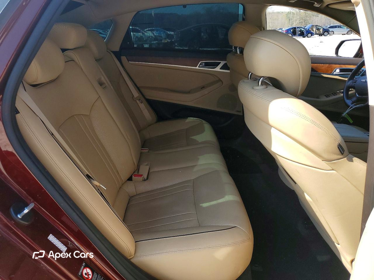Hyundai Genesis 2016