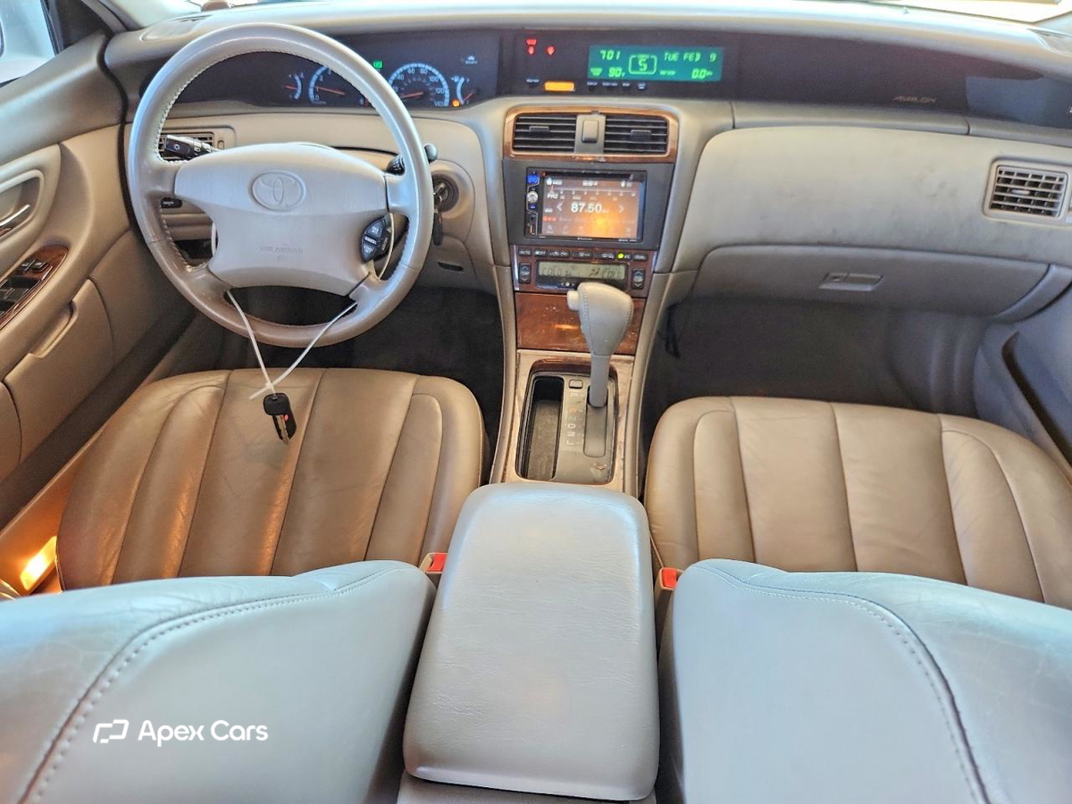 Toyota Avalon 2000
