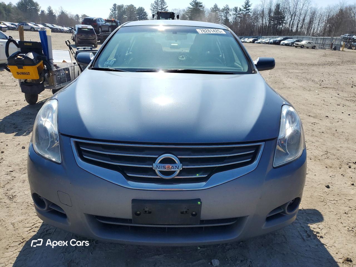 Nissan Altima 2012