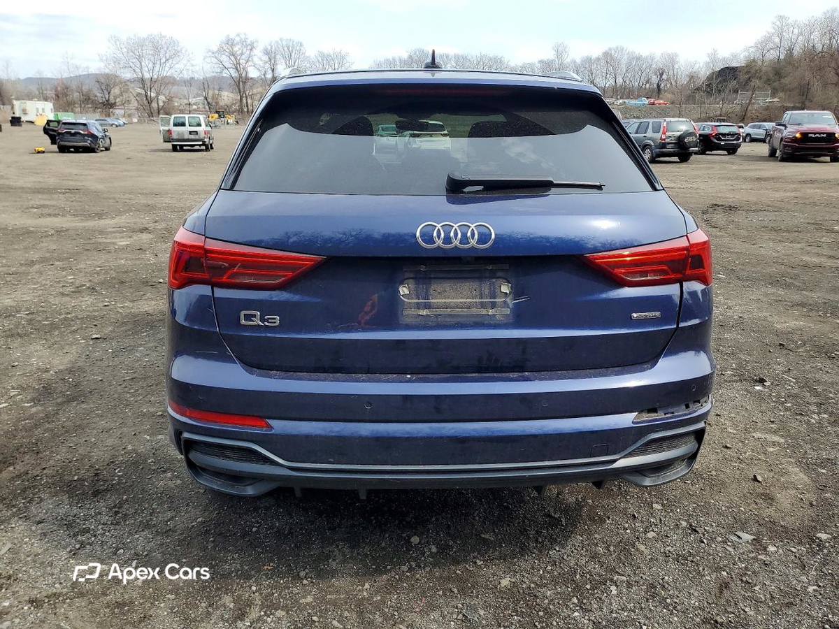 Audi Q3 2021