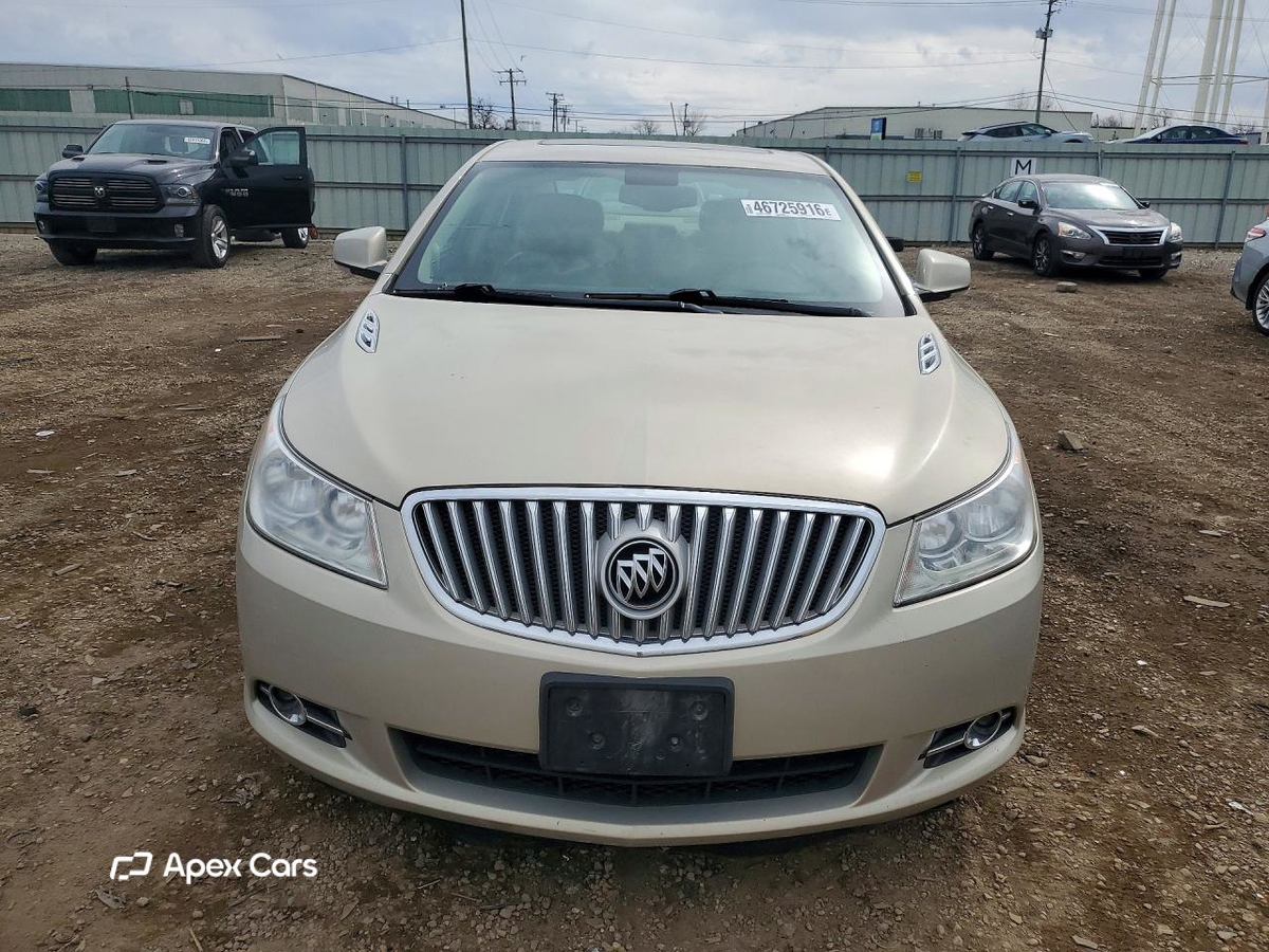 Buick LaCrosse 2011