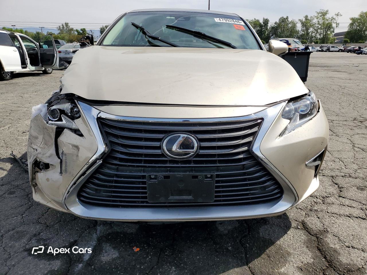 Lexus ES 2017