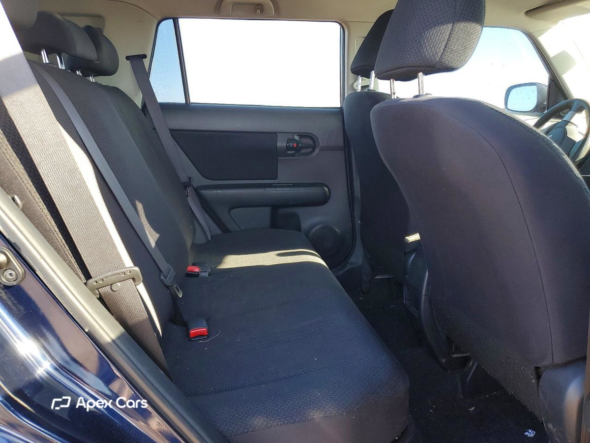 Scion xB 2008