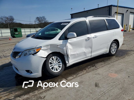 Toyota Sienna 2014 - Image 1 of 14