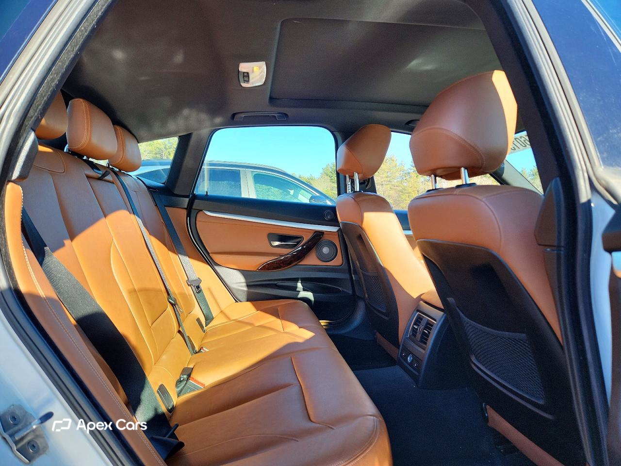 BMW Series 3 2016