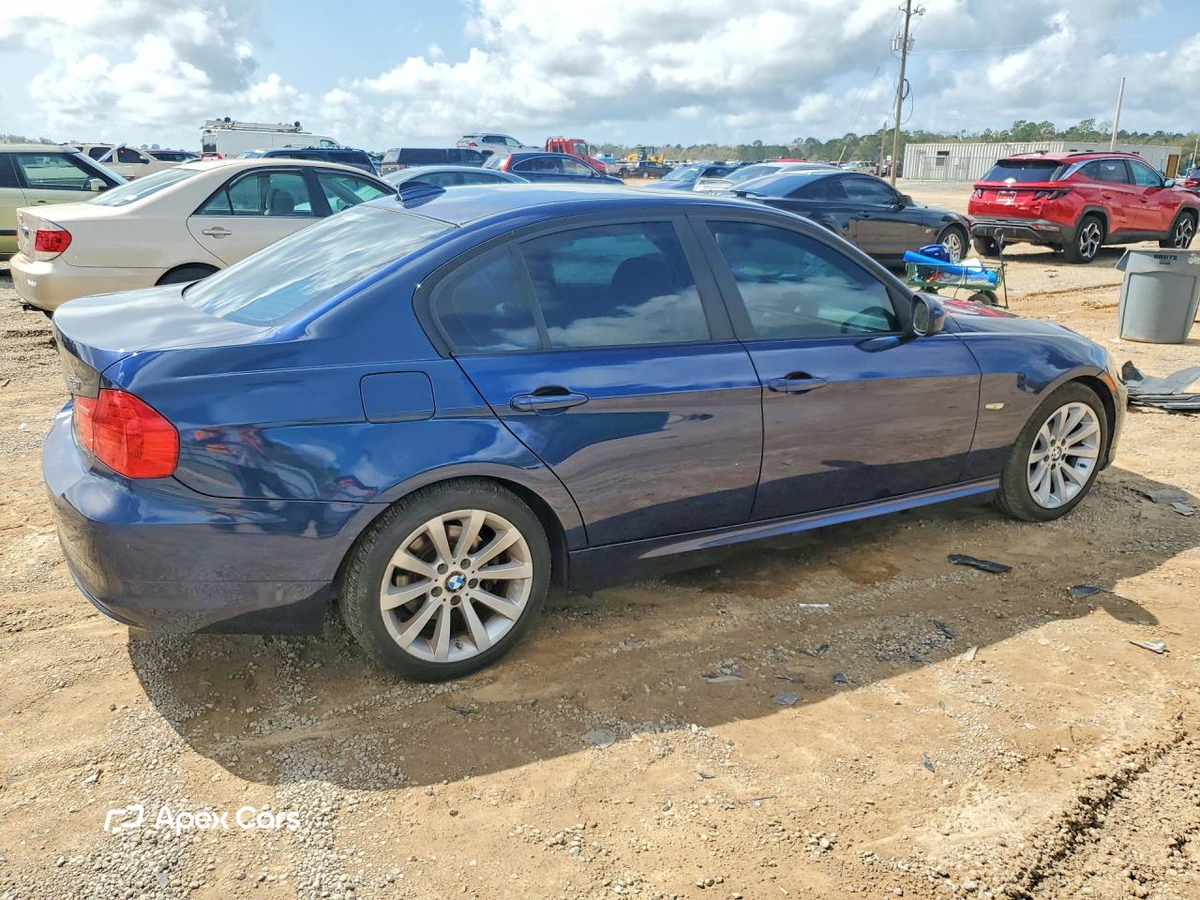 BMW Series 3 2011